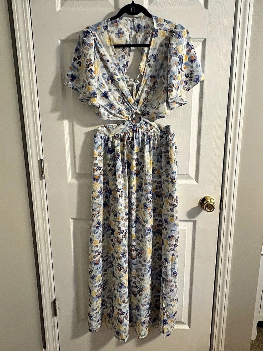 Floral Maxi Dress in Blue & White Medium Like New
